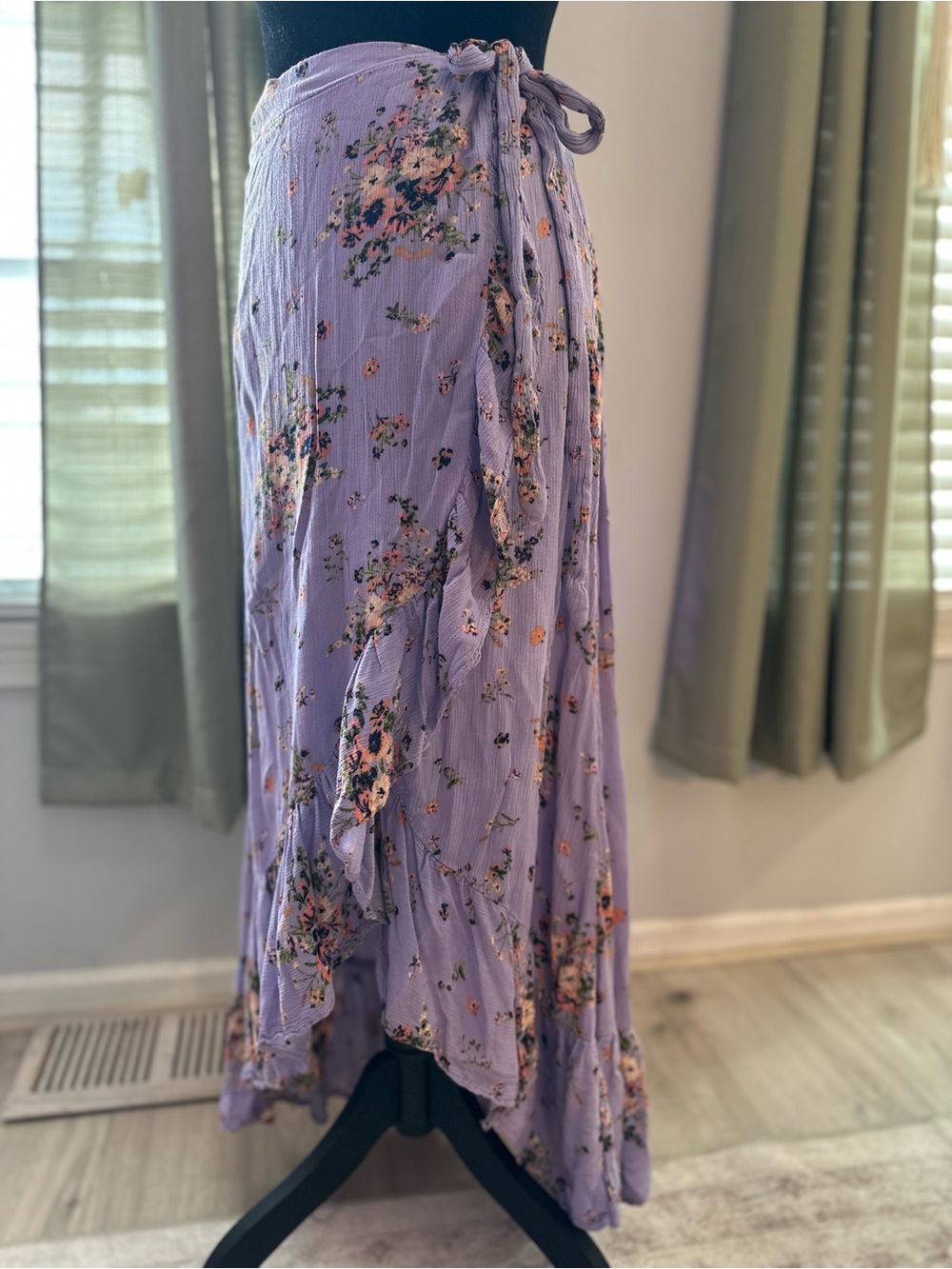 Size L Lavender Floral Wrap Maxi Skirt Ruffle High Low Boho Romantic